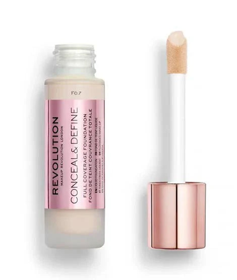 Makeup Revolution - Conceal & Define Foundation