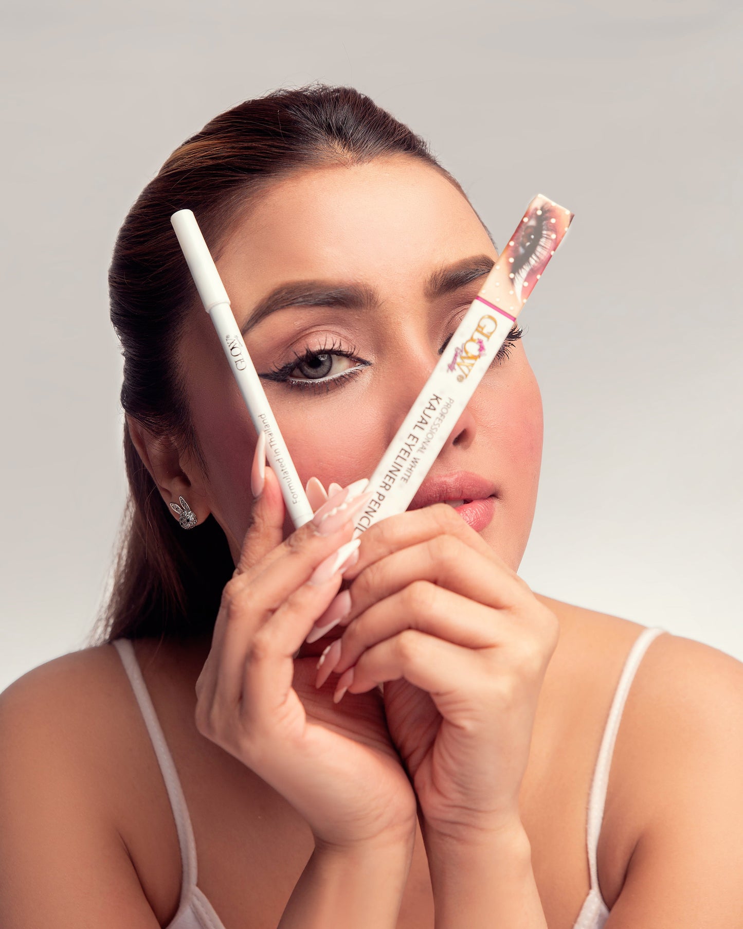 Glow Beauty - White Kajal Pencil