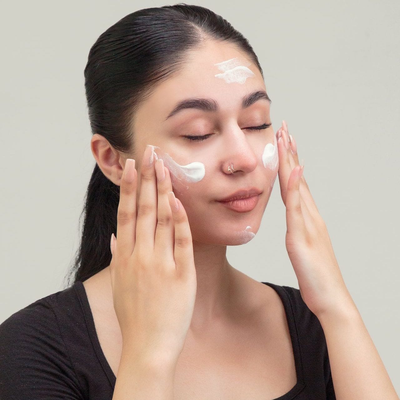 Glow Beauty - Day & Night Cleansing Milk