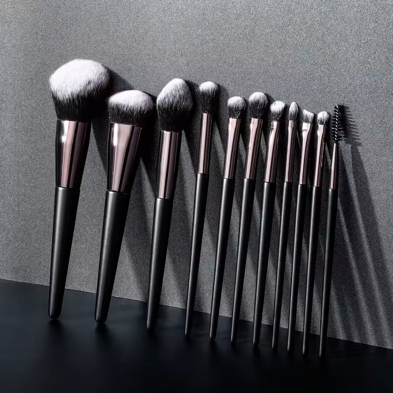 Facial Beauty - Makeup Brush Set With Pouch 13's