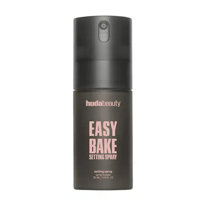 Huda Beauty - Easy Bake Blurring Setting Spray with 16-Hour Wear - 30ML