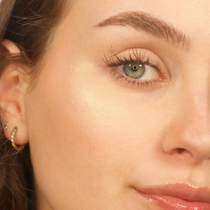 Makeup Revolution - Beam Bright Highlighter Bronze Baddie