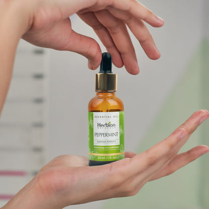 Herbion Naturals - Peppermint Essential Oil - 30ml