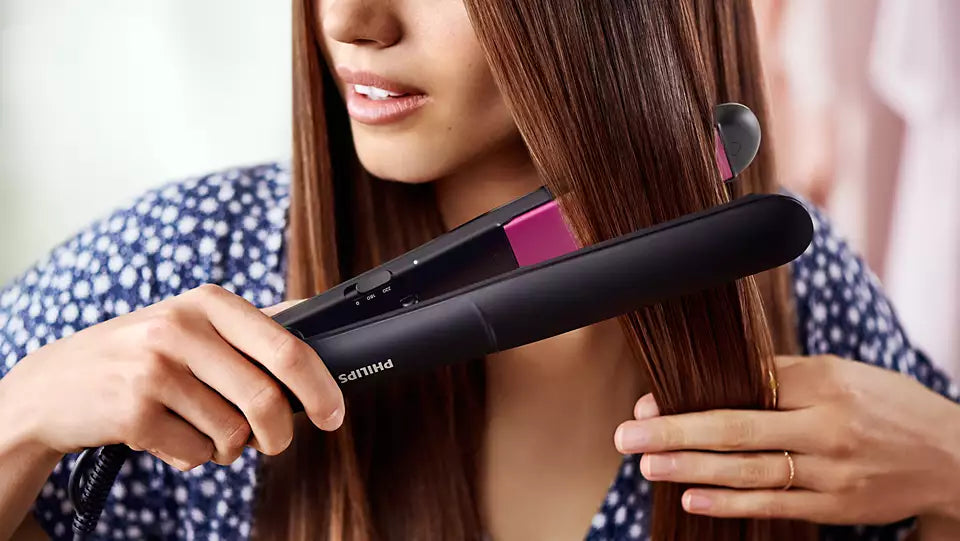 Philips - StraightCare Essential ThermoProtect straightener BHS375/03