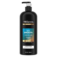 Tresemme Usa Conditioner Smooth & Silky 28Oz/828Ml