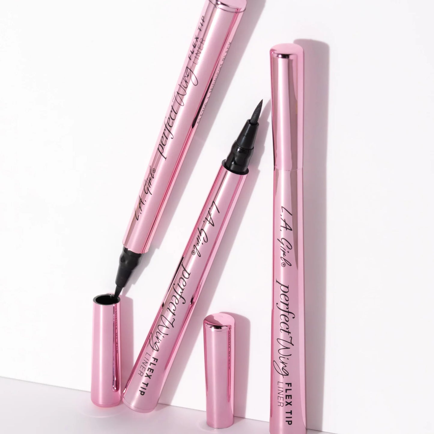 L.A. Girl - Perfect Wing Flex Tip Liner - Midnight Black